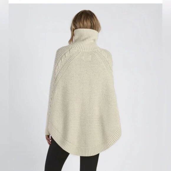 UGG Australia Womens Cream Knit Button-Up Cape Sweater XS/S - Picture 13 of 14